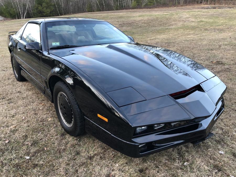  Pontiac Firebird Trans Am GTA KITT Tribute 1987 года  (фото 3 из 78)